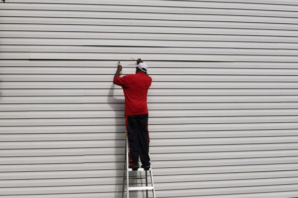 Cost of Siding Reattachment in Olympia