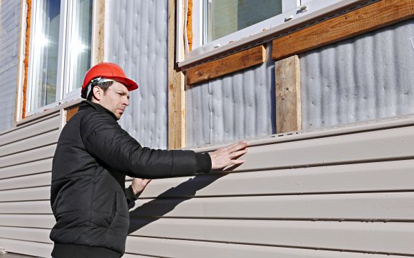 Cost of Vinyl Cladding Repair in Olympia