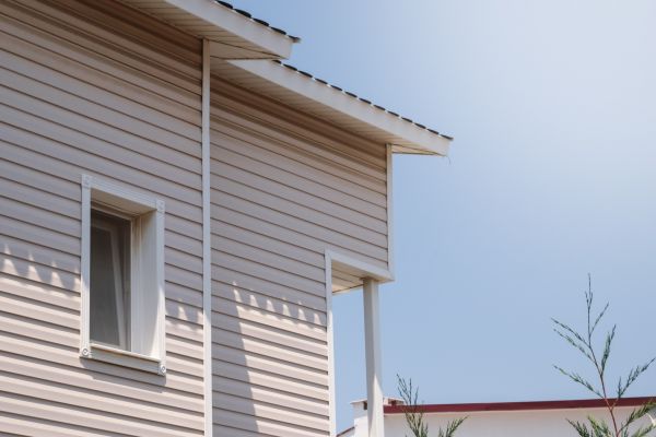 Cost of Vinyl Siding Hole Repair in Olympia